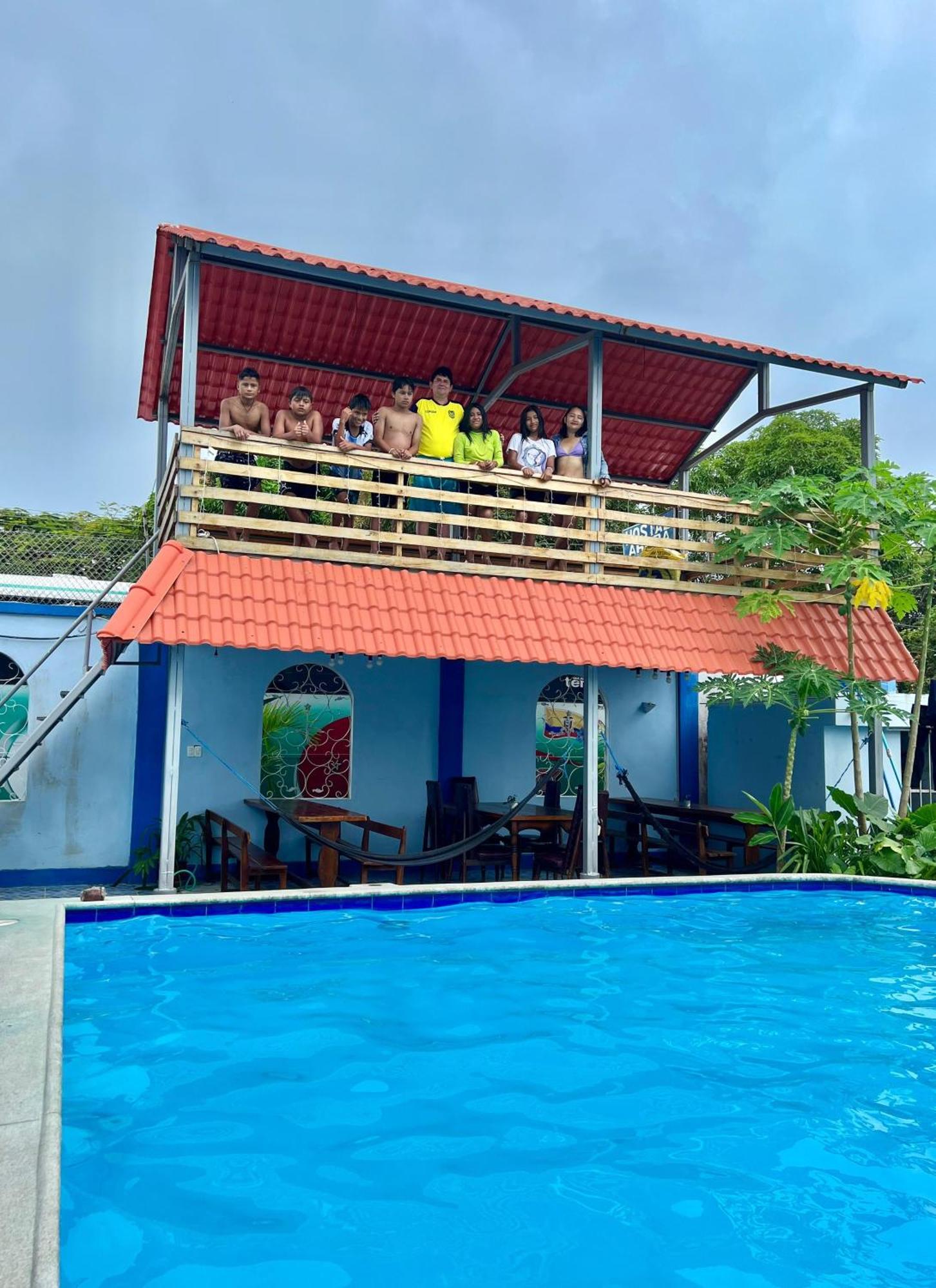 Hostal Aruba Atacames Ngoại thất bức ảnh