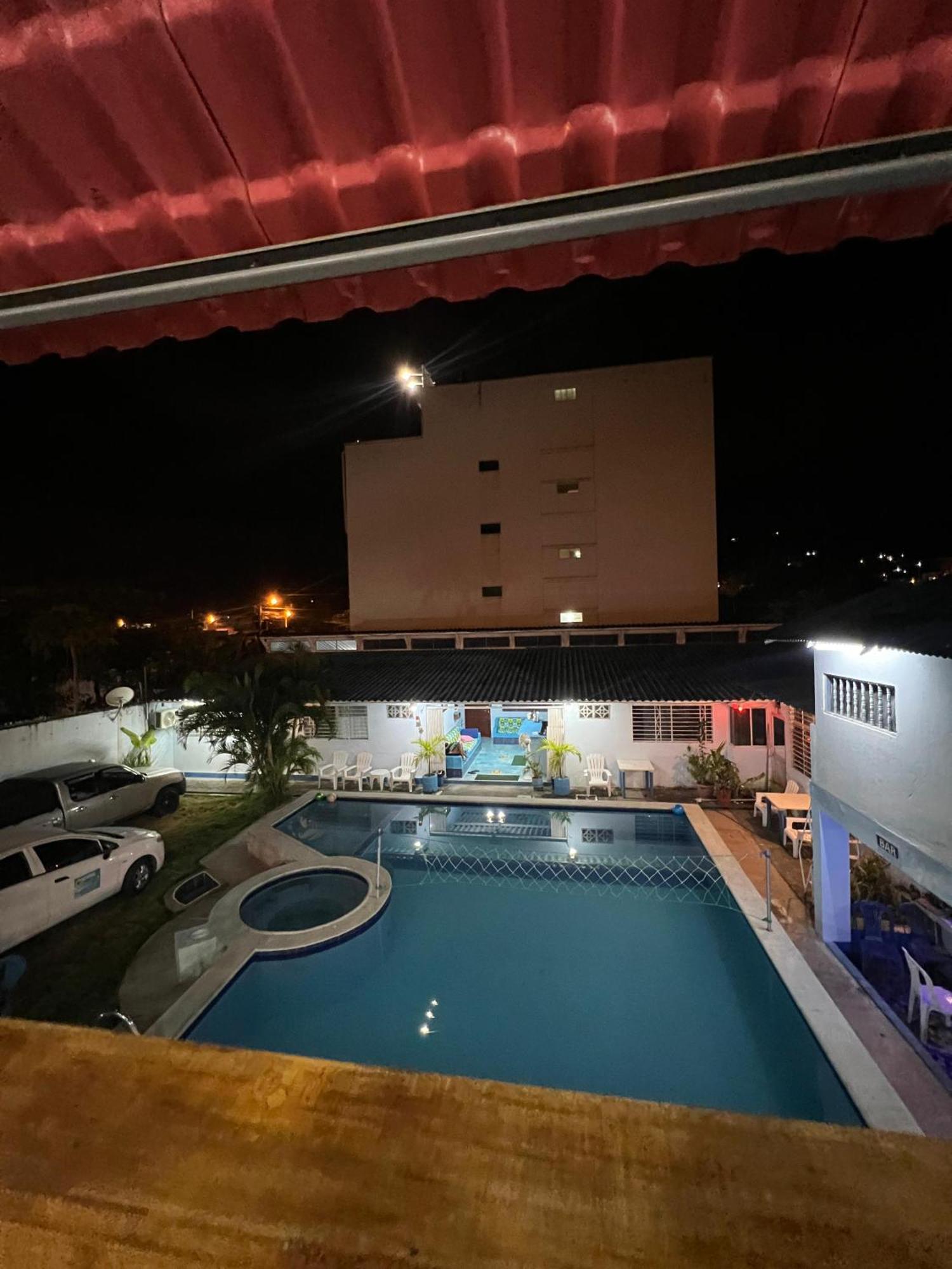 Hostal Aruba Atacames Ngoại thất bức ảnh